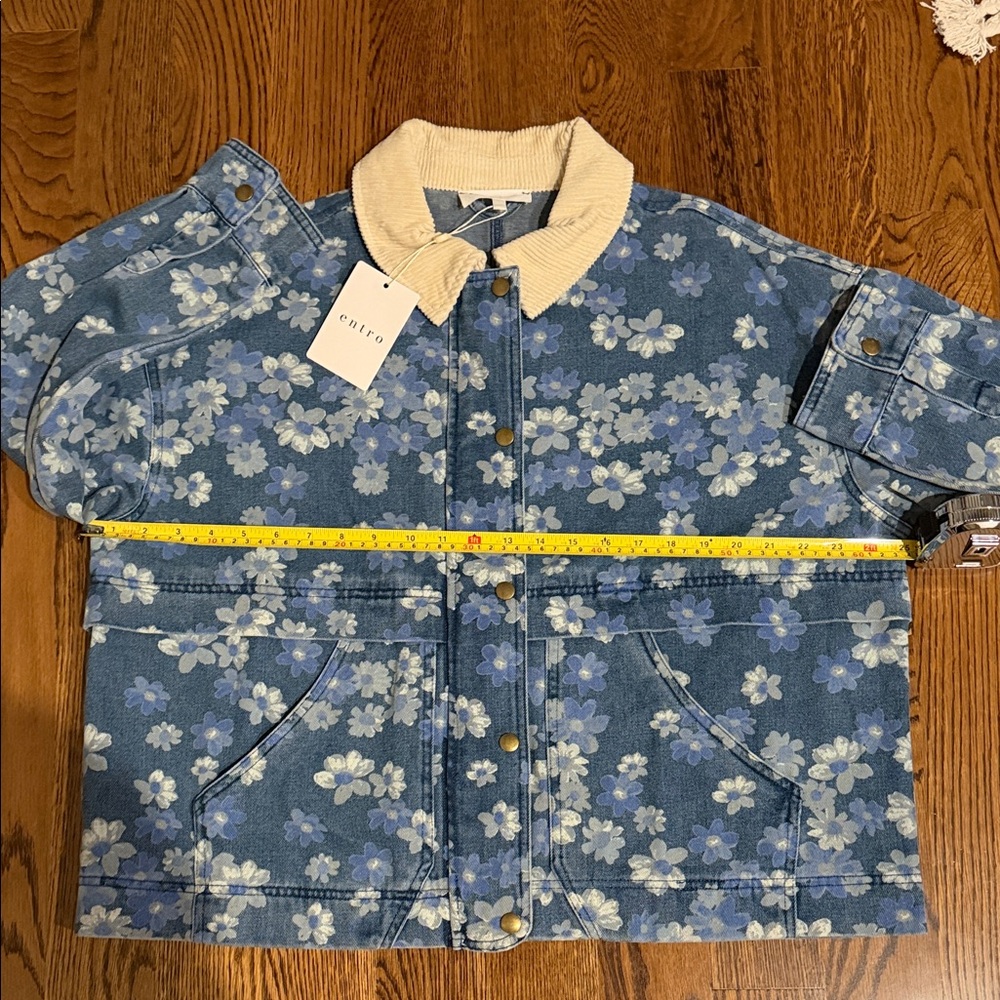 Entro Blue Floral Jean Jacket with Cream Collar medium - Picture 12 of 13